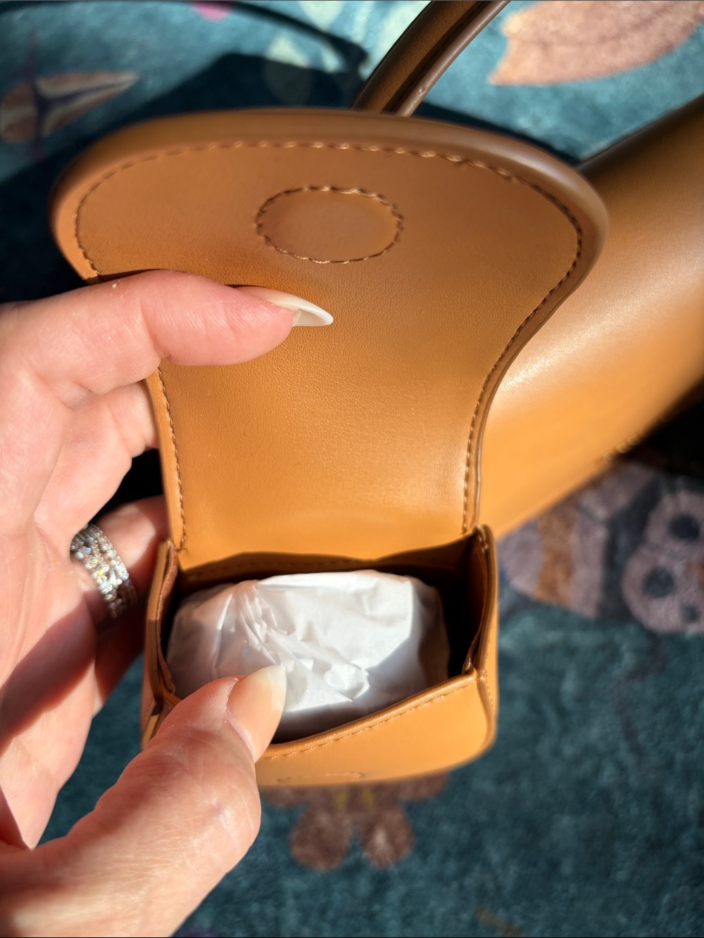 lululemon Cactus “Leather” Mini Bag Small Tan Purse with Coin Pouch - Picture 9 of 13